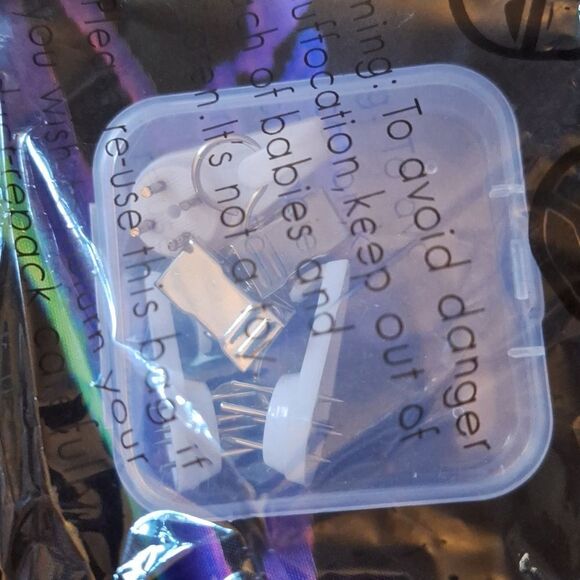 Colorful Blacklight Skeleton lovers Tapestry wall decor art - Picture 4 of 4